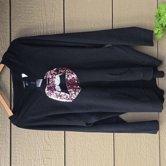 Torrid  Breast Cancer Awareness Raglan Hoodie Sweater  Luxe Cozy Sequined Lips - Picture 8 of 12